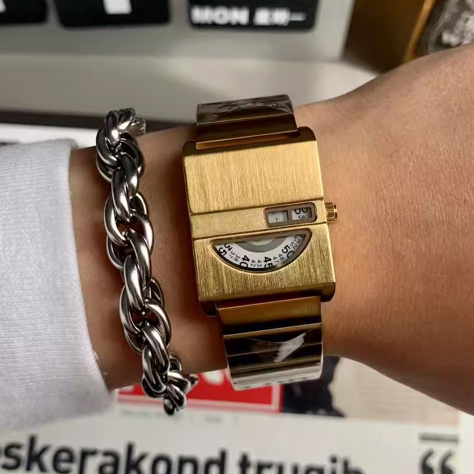 Men's Bracelet Watches Square  - Luxury Watch Price review and price