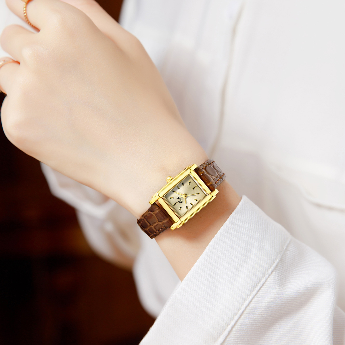 Light Luxury High-end Women's  - Luxury Watch With Leather Strap review and price
